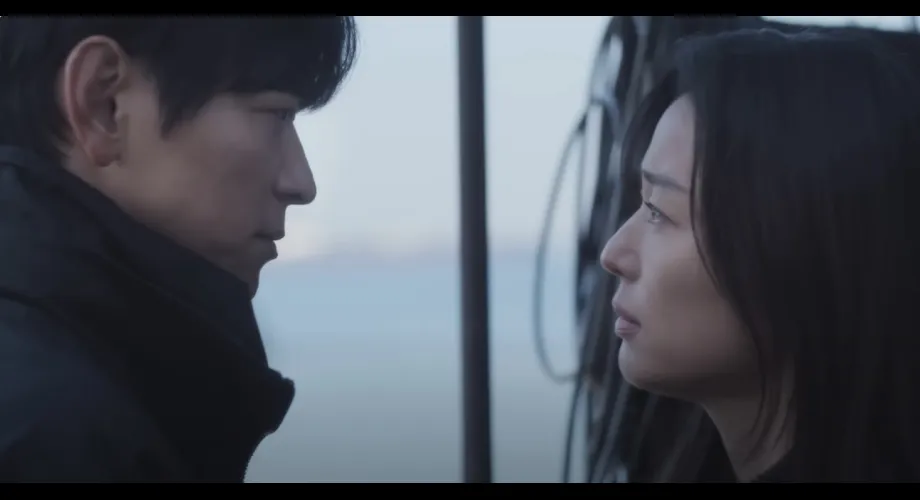 Tempest sur Disney+ : Jeon Ji-hyun et Kang Dong-won mènent un thriller géopolitique explosif